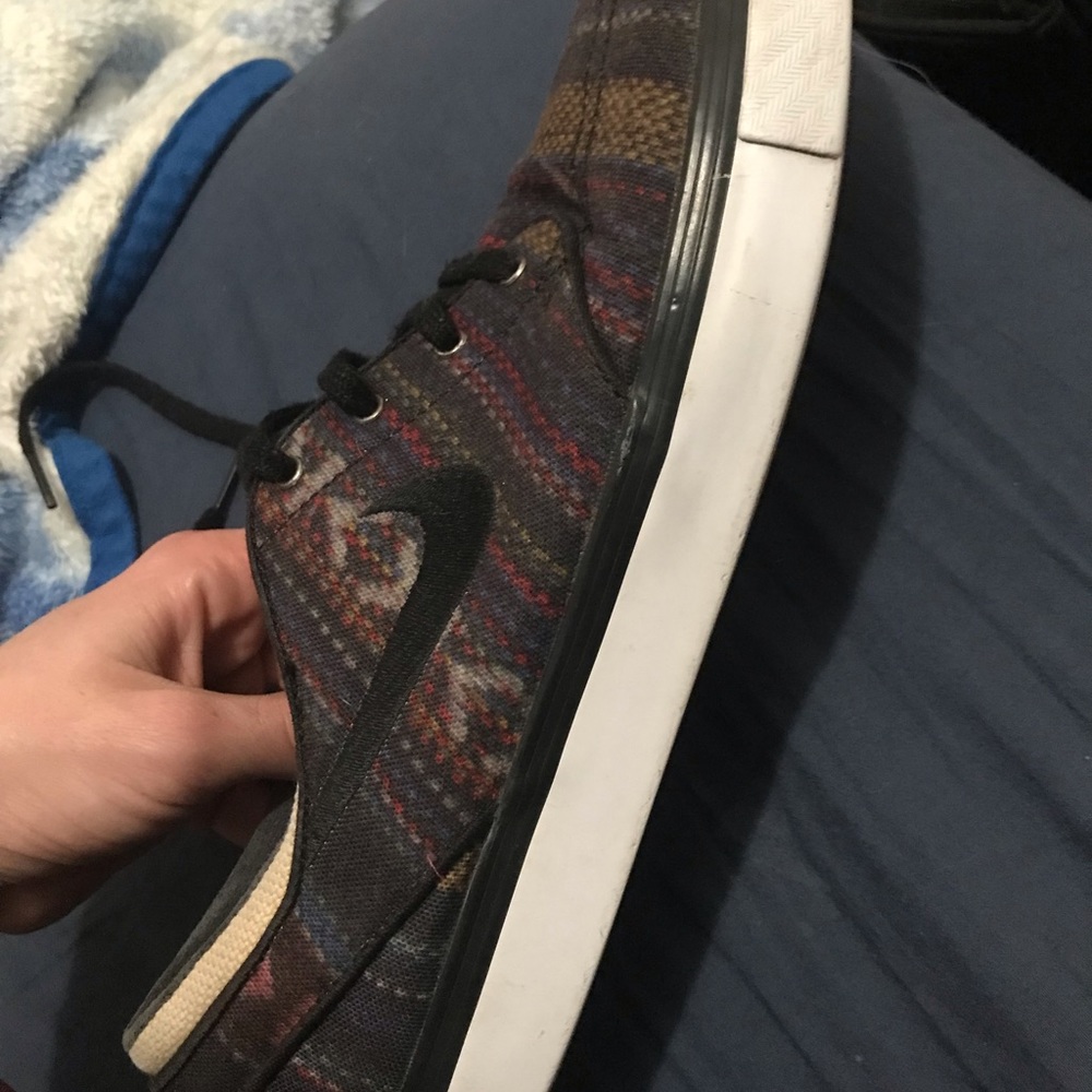 Janoski hacky sack nikes slightly worn like new